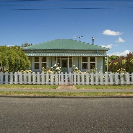The Green Villa Martinborough Eksteriør bilde